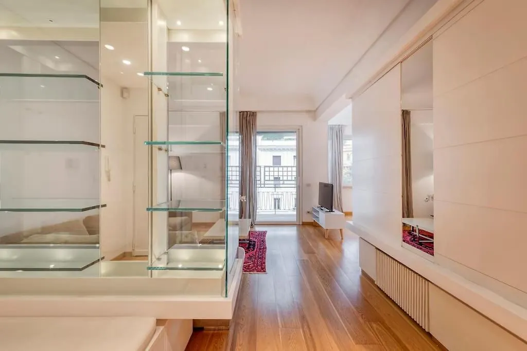 Rome 2 - Exclusive 2Bedroom & 2Bathroom Italy
